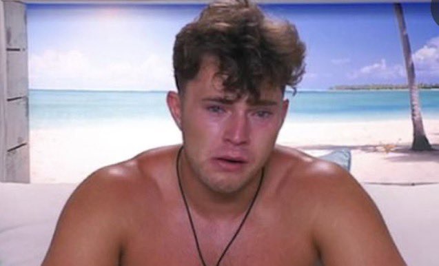 emilyliddle__'s tweet photo. #LoveIsland NAHHHH lemme give billy a hug man https://t.co/ydpCf2FOi9