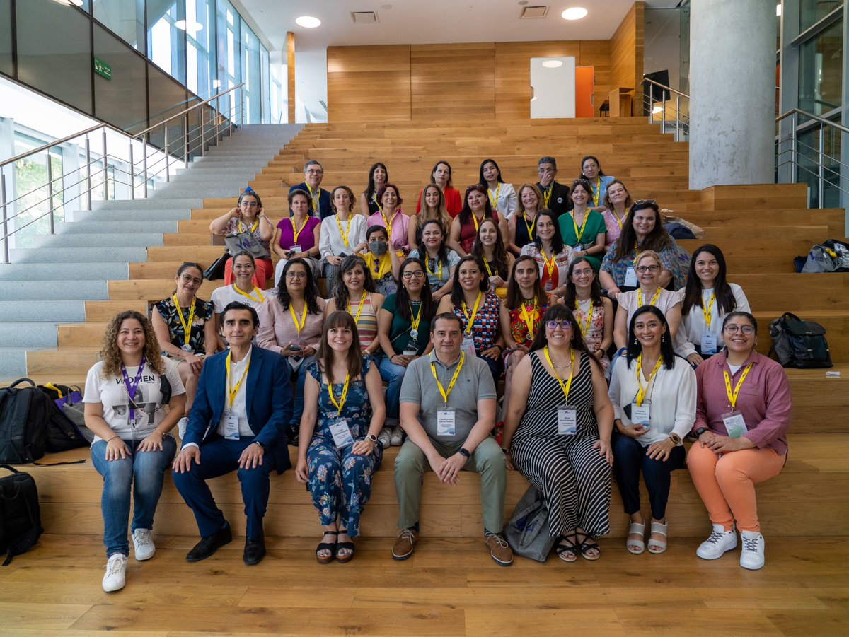 WSTEMproject's tweet photo. These days we close the funding period of W-STEM project at @TecdeMonterrey, and we start a new period working on the W-TEM network #WomenInSTEM https://t.co/tFF58Hux4T 🇪🇸🇮🇪🇮🇹🇫🇮🇬🇧🇨🇱🇨🇴🇨🇷🇪🇨🇲🇽 https://t.co/NNHu8BmSuY