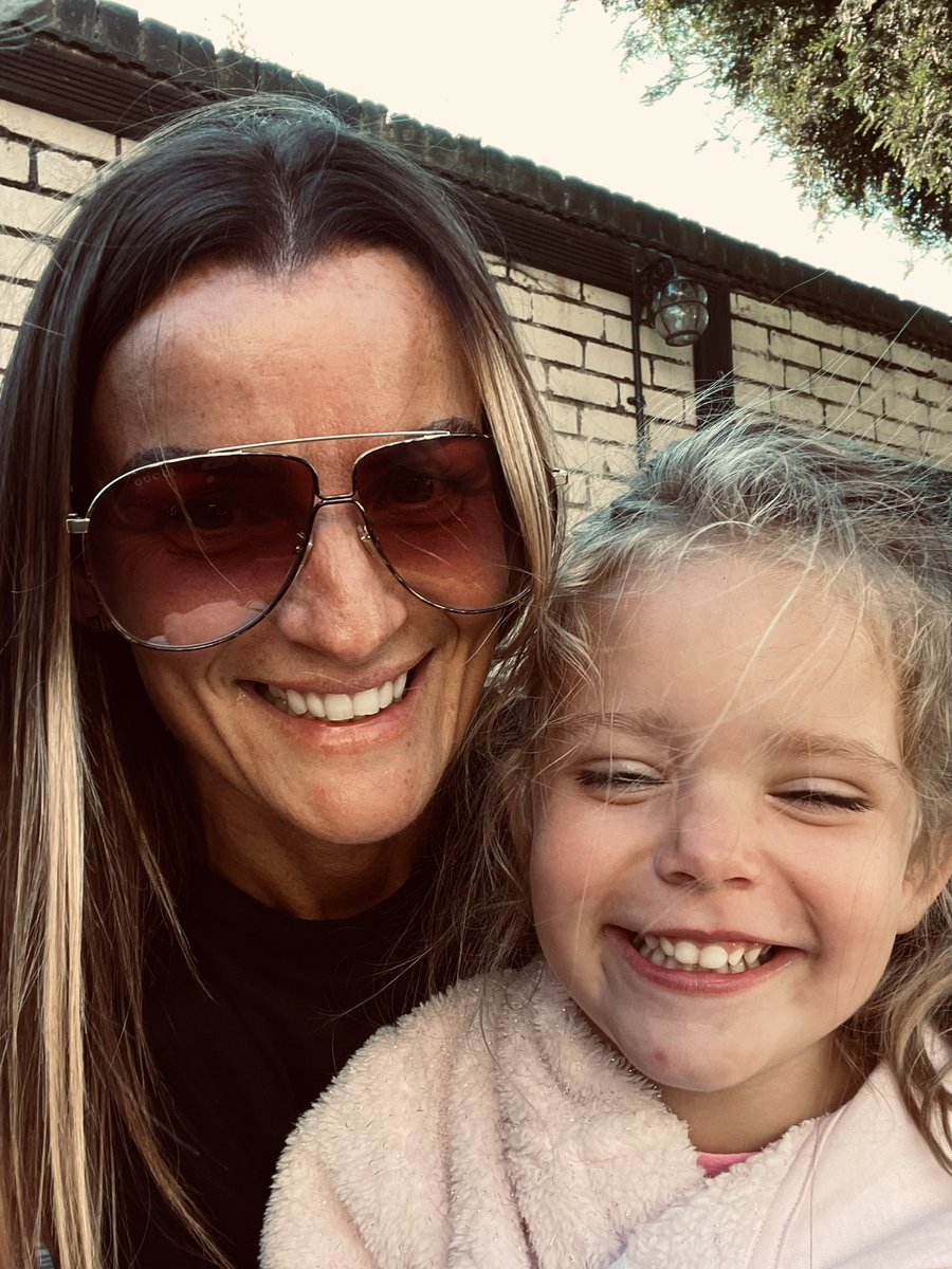 KellyCrombie31's tweet photo. When these little monsters make you smile 😊 https://t.co/DnzuVRqHeT