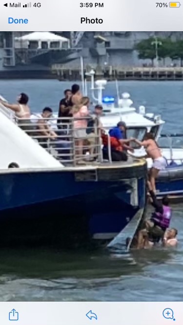ridetheferry's tweet photo. We are so proud of the NY Waterway captains and crews that leapt into action today to rescue boaters following the maritime accident in the Hudson. Their training and professionalism saved lives, as they have countless times before. https://t.co/dZ2I3or5aG