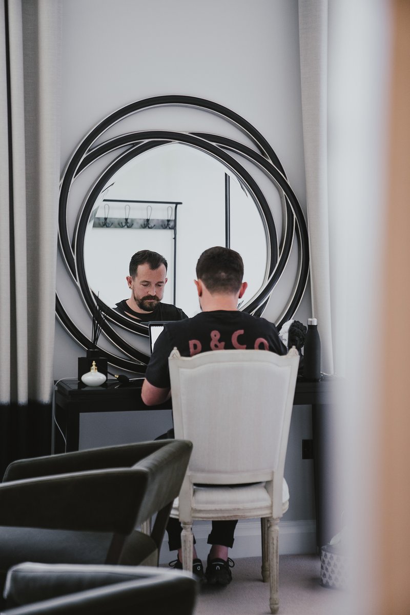 Work is where there wifi is and today's office was the stunning <a href="/SantFfraedHouse/">Sant Ffraed House</a>  

#santfraedhouse #abergavenny #oldwallscollection #oldwalls #remoteworking #pandco #thecontentcreators