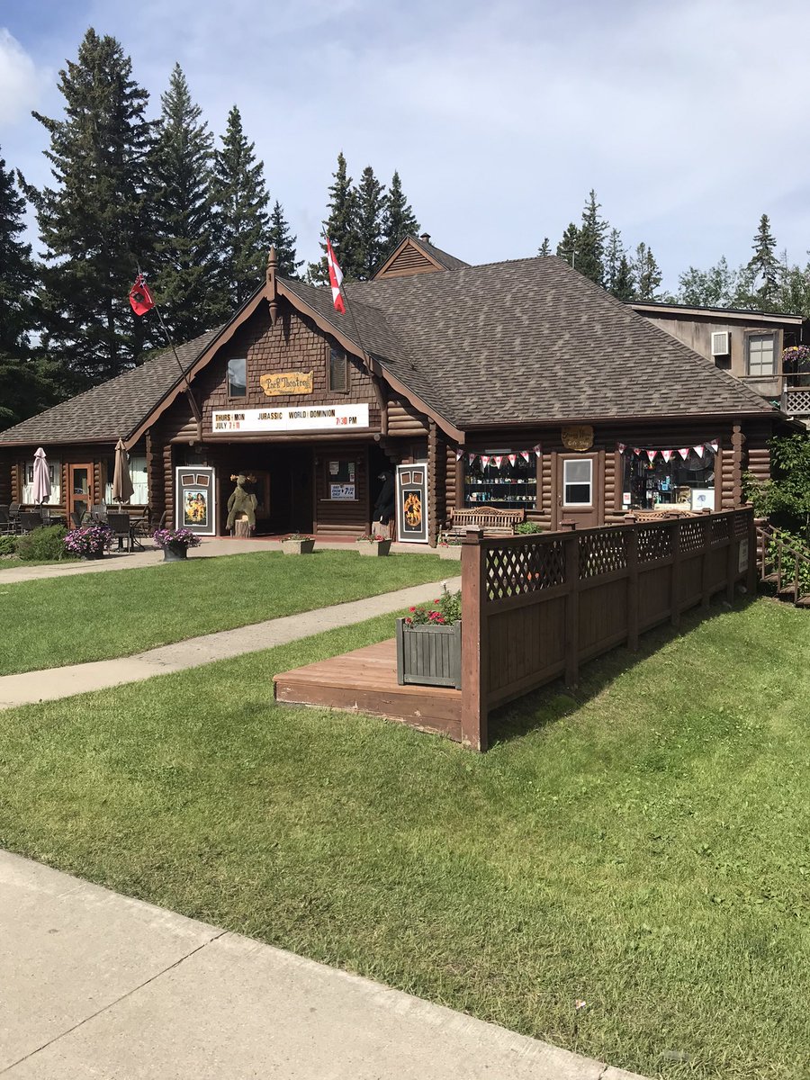 pegger60's tweet photo. Glad to have our log theatre open again! π @RidingNP #Wasagaming https://t.co/bm82SxFlF6