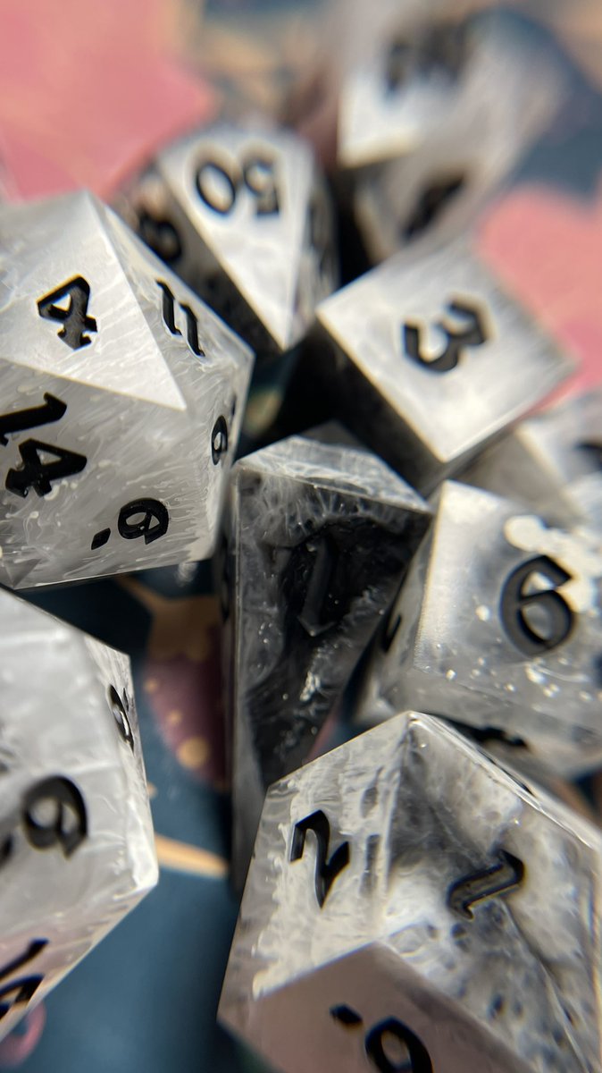 ArtysCrafts's tweet photo. Black Flame Dice Set
Inspired by the Elden Ring Godskin Apostle incantations - the low faces looks like they captured burning souls. 

Available now! https://t.co/09iX2ION5h https://t.co/QVzvN83Lu3