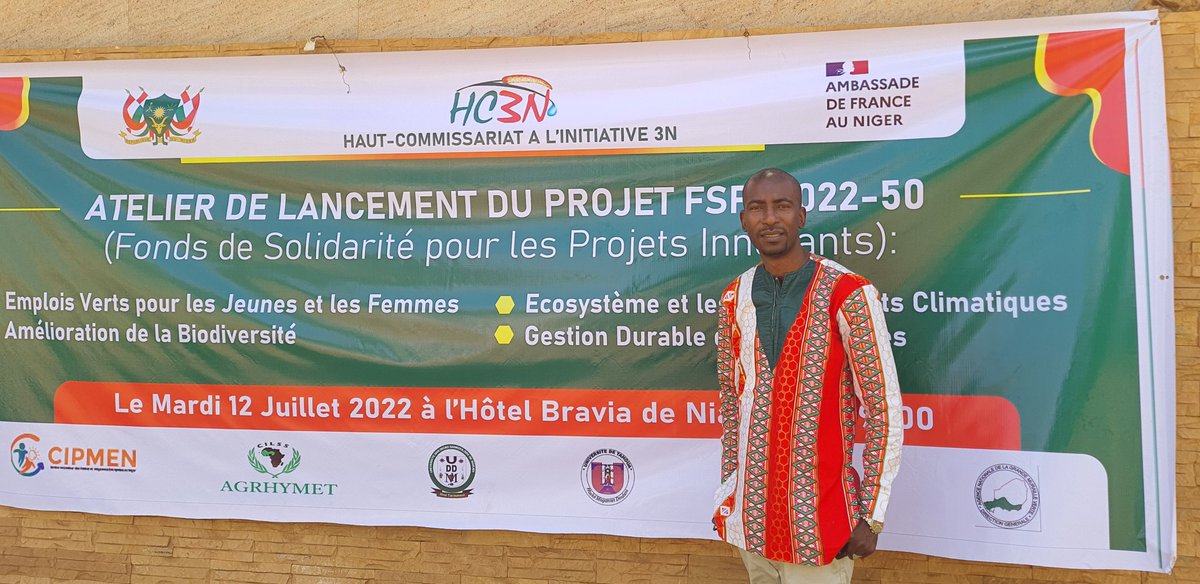 saniayoub's tweet photo. Sur invitation de #i3N nous étions au lancement du projet #FSPI qui vise la création de 200 000 emplois verts au profit des jeunes avec le soutien de @ambafr_au_niger 
Vivement la mise en œuvre effective des activités de manière inclusive. 
#Niger 
@EthicalXGlobal @issagne https://t.co/wvzjx1yBfn