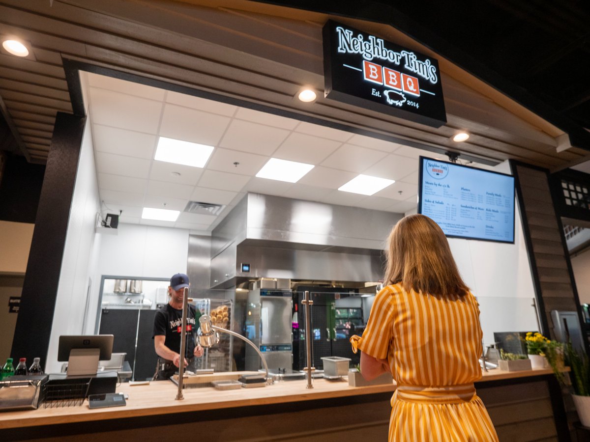 boisemayor's tweet photo. I was SO excited to welcome The Warehouse Food Hall to downtown Boise today! I loved seeing familiar faces from some of my favorite local spots, and I hope you have the chance to try it soon. https://t.co/HfAXRDbeB9