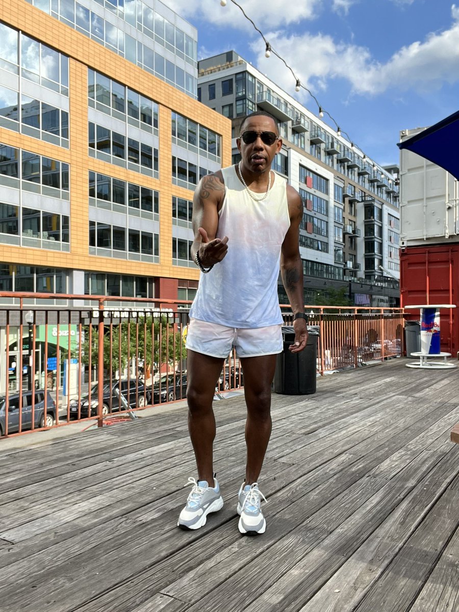 IMDARYLWILSONDC tweet media