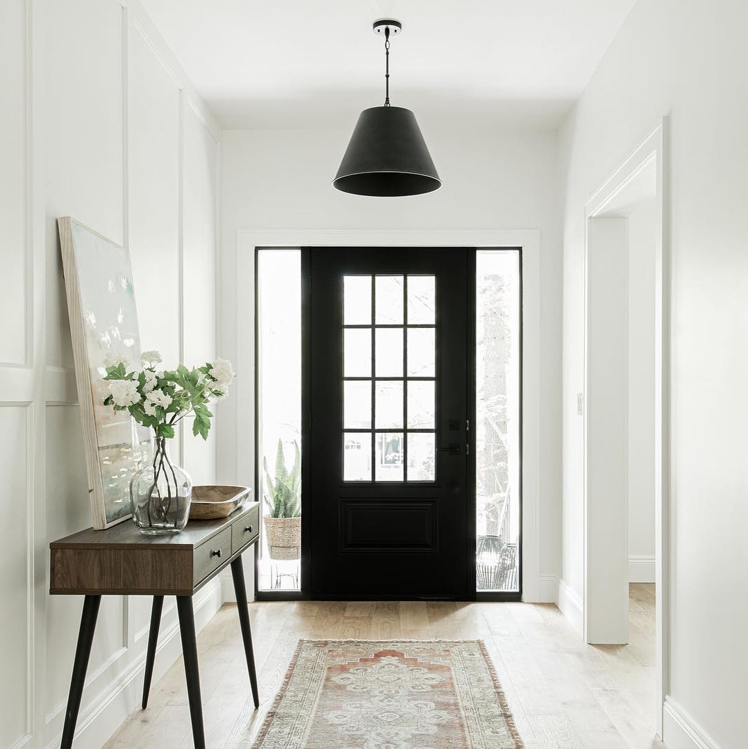 kohltech's tweet photo. A timeless entranceway with exquisite finishing touches 😍
We love what you've done with this space, @mathairhomes (IG)!
#Kohltech #EntrywayIdeas https://t.co/FdtkxlSu5B