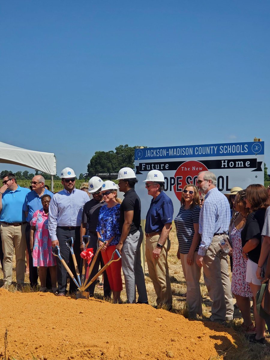 orcuttwinslow's tweet photo. We loved being able to celebrate Pope's groundbreaking yesterday! Congratulations to Jackson-Madison County Schools and cheers to the future of Pope!

#groundbreaking #tennessee #jacksonmadison #school #education #educationdesign https://t.co/0iOVRMSBdQ