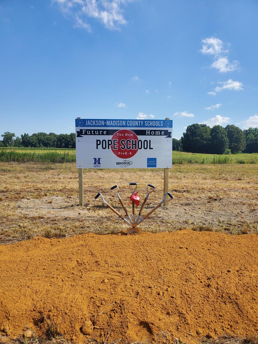 orcuttwinslow's tweet photo. We loved being able to celebrate Pope's groundbreaking yesterday! Congratulations to Jackson-Madison County Schools and cheers to the future of Pope!

#groundbreaking #tennessee #jacksonmadison #school #education #educationdesign https://t.co/0iOVRMSBdQ