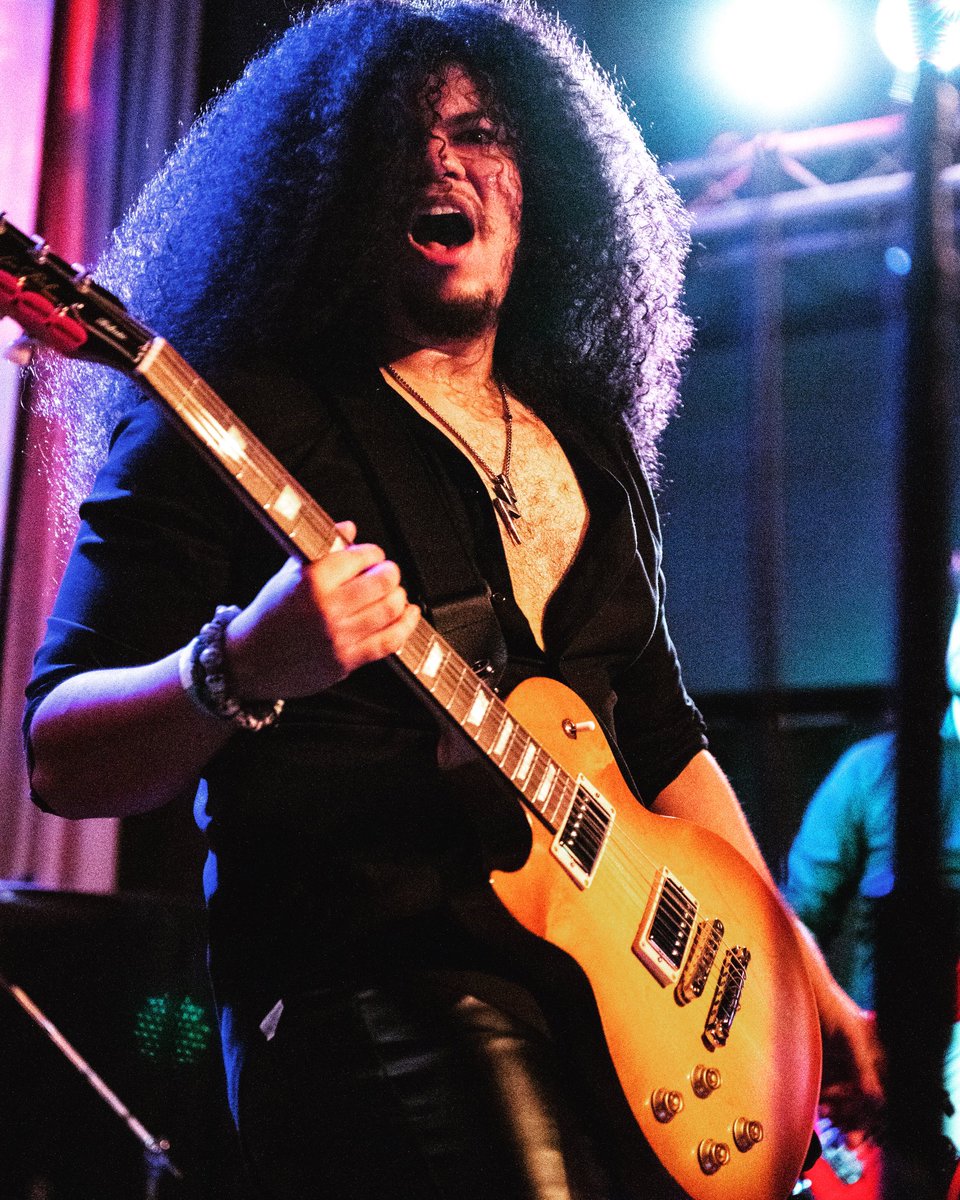 8a02_'s tweet photo. Talvez era la nota equivocada 😂
Definitely not playing the wrong note lol
@BitGenGamerfest on July 30th, and @DragonCon September 1st, getting ready to rock!
📸: @randomeyecandy
#bitgen #bitgengamerfest #rock #rocknroll #honduras #music #baltimore #gibson #lefthanded https://t.co/lITJ0RIHEn