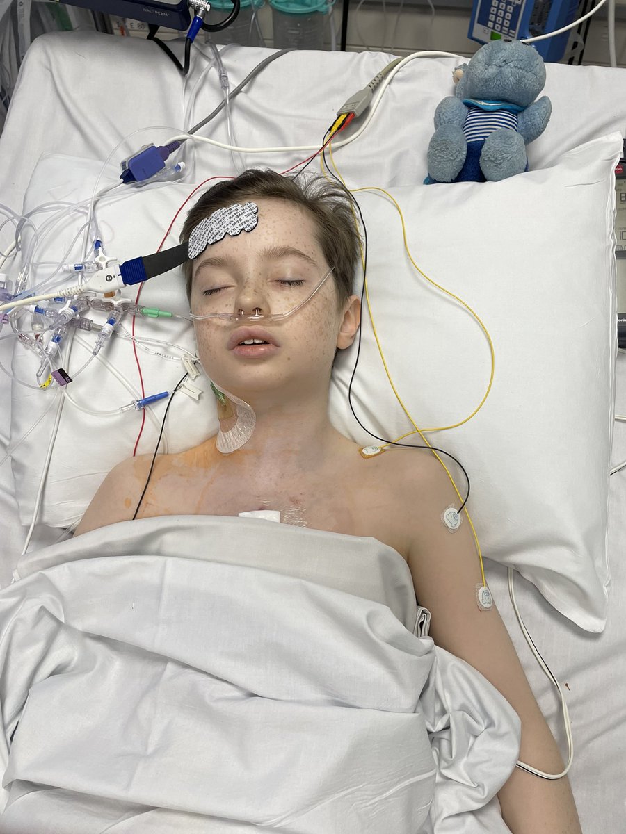 Seb4chuf's tweet image. So here’s a challenge Twitter-Sphere…
How do we get a @MarvelStudios Superhero to send a message to our Heart Hero Seb. Recovering from open heart surgery and just so damn brave!Long shot I acknowledge, but I think he deserves it! Who’s up for the challenge? #HeartHeroSeb