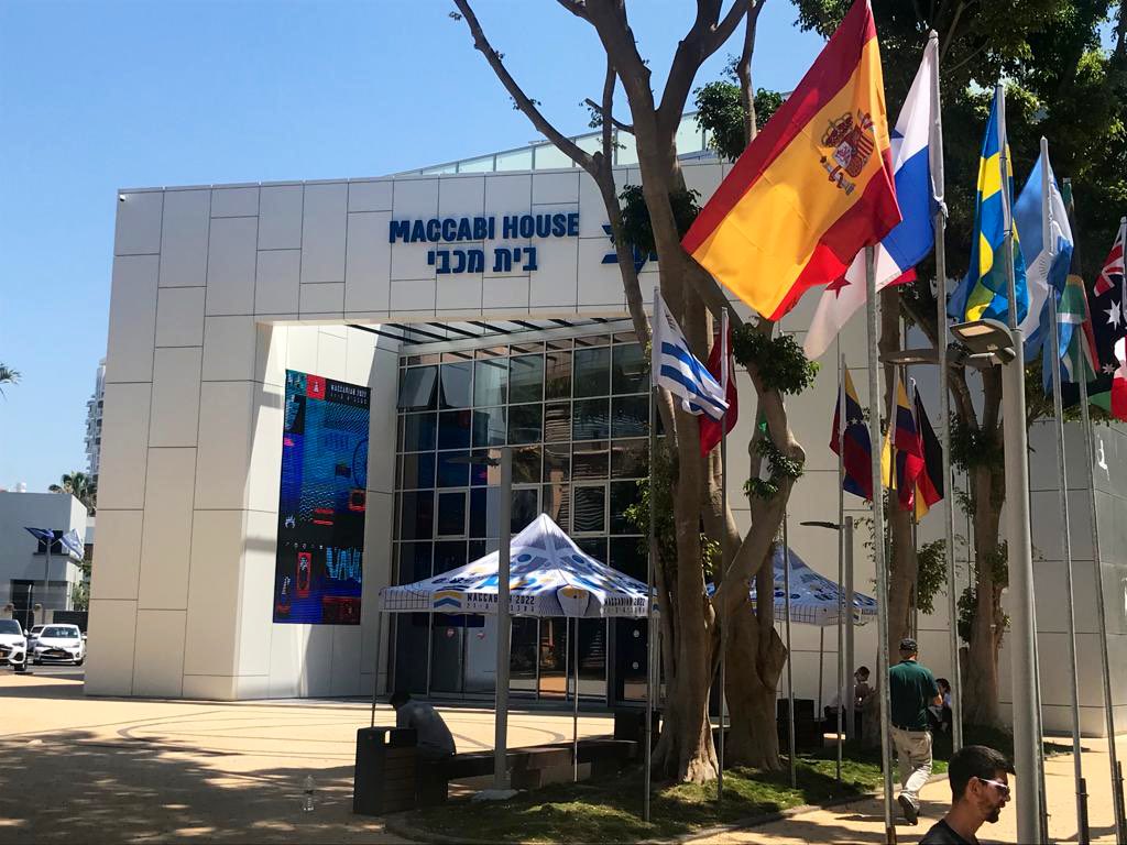 LopezChika's tweet photo. Las #Macabeadas se celebran cada 4 años en Israel y son el 3er evento deportivo más grande del mundo,tras los JJOO y la Copa Mundial FIFA!
La 21ª edición se celebra en 18 ciudades israelíes,con 10.000 deportistas de 65 países compitiendo en 3.000 pruebas de 42 deportes!
🌈🏅🏟🇮🇱 https://t.co/Ws6VHkYPNf