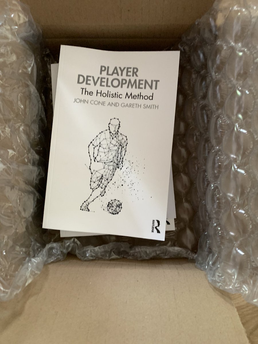 Advanced book arrived for my trip to Brazil – Player Development: The Holistic Method. Excited to teach with the CBF this week. Great collaboration with <a href="/Coach_Gareth79/">Gareth Smith, PhD</a> Book available August 2022. routledge.com/Player-Develop…