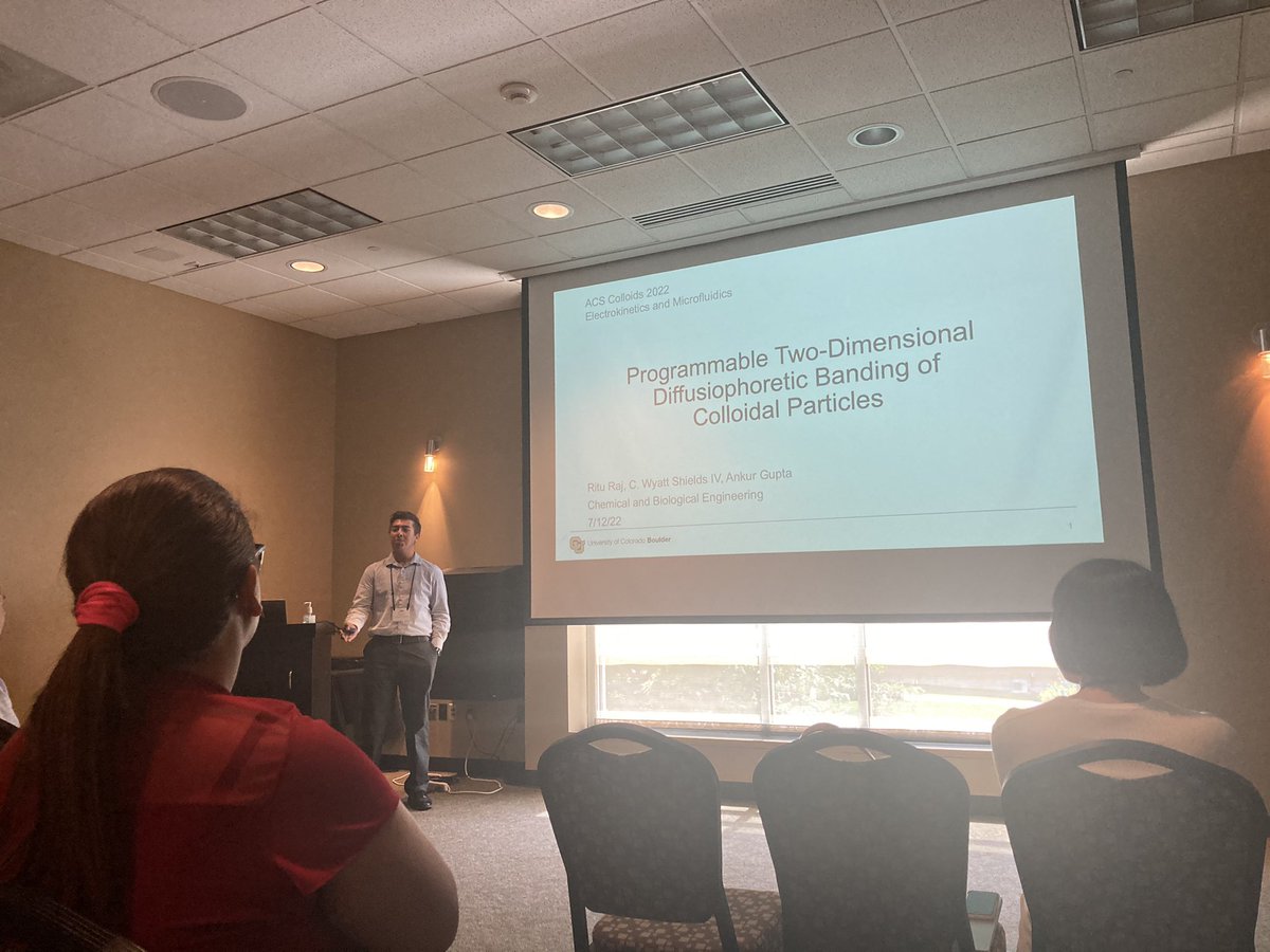 ankurg90's tweet image. And @LIFE_Boulder just finished all our talks &amp;amp; posters at #ACSColloids. Ritu presented his work with @WyattShieldsIV and I in the poster session. Today I and Ritu presented in the Electrokinetics session. 🎉🎉