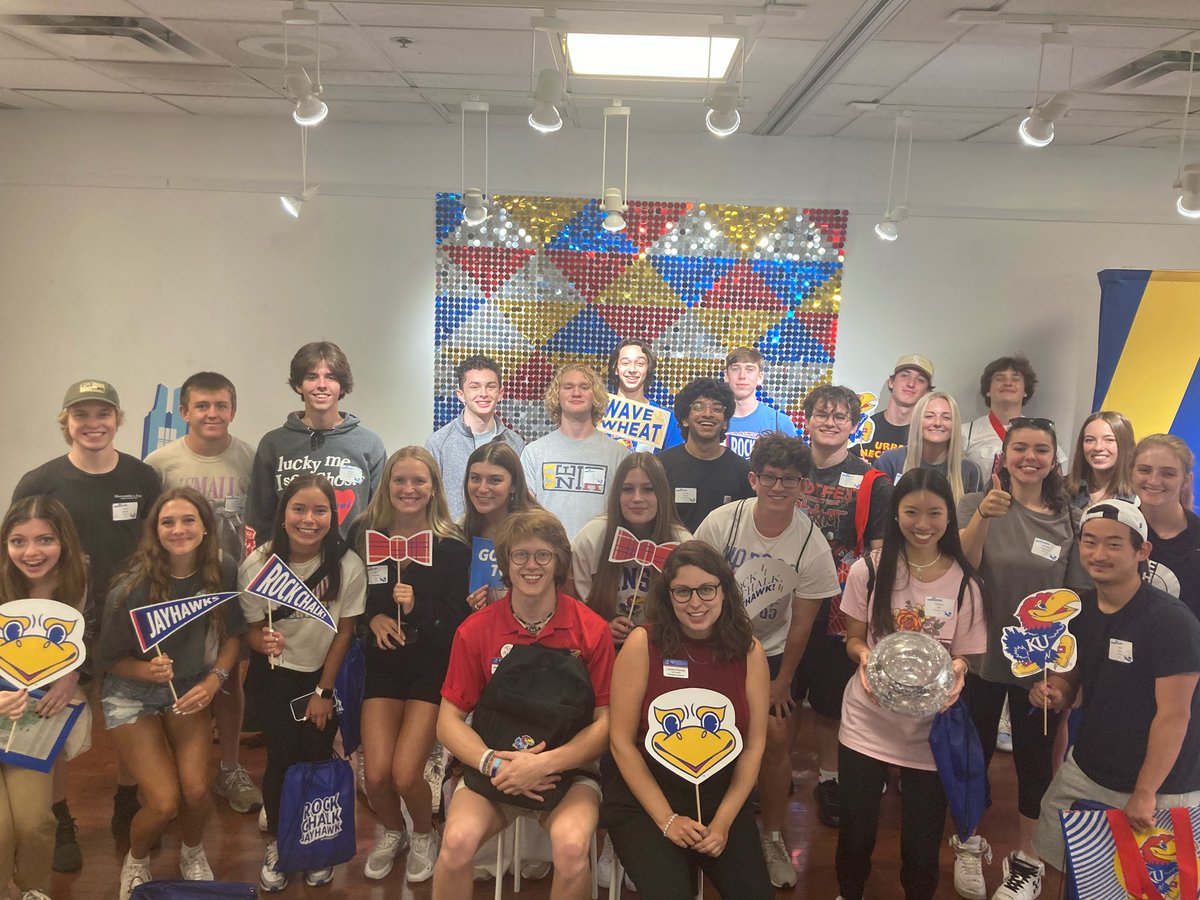 Kuorientation's tweet image. Good vibes ONLY at today’s orientation session! Week 5 is off to an awesome start! 

#kuorientation #ku #jayhawks #rockchalk #universityofkansas #classof2026