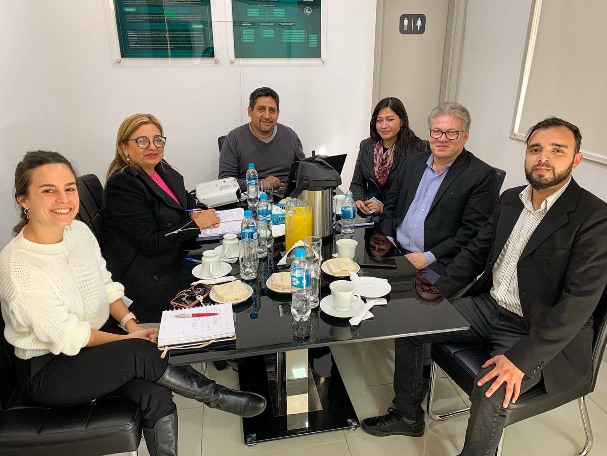 FCird's tweet photo. 📌 Taller de planificación entre representantes del Pacto Global (@pactoglobalpy) , la Universidad Columbia (@ucpy) y la Fundación CIRD para la implementación del Diplomado: "Ética, Cumplimiento y Transparencia". https://t.co/Hf6GeBBu7P