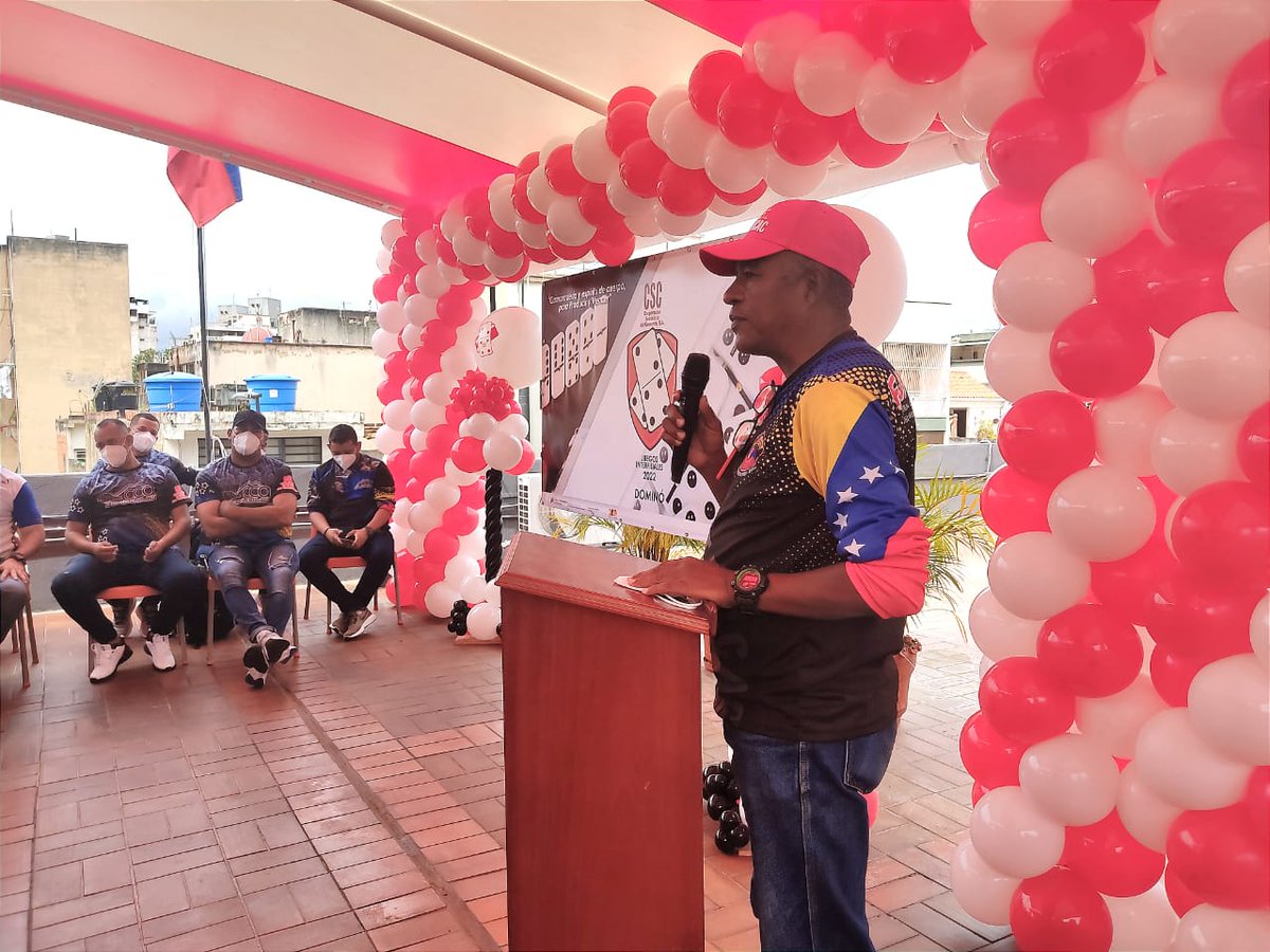Funtbcac_Cem's tweet photo. #12Jul Sec. De Actas y Correspondencia @UguetoRamon ofrece palabras de bienvenida en el torneo de apertura de dominó a realizarse en la sede administrativa de #Entipi.
#XIIIAniversarioDeLaCSC
#VenezuelaApoyaElDeporte 
#ProducirEsVencer 
@NicolasMaduro 
@IndustriasVE https://t.co/O98YiyfnYc
