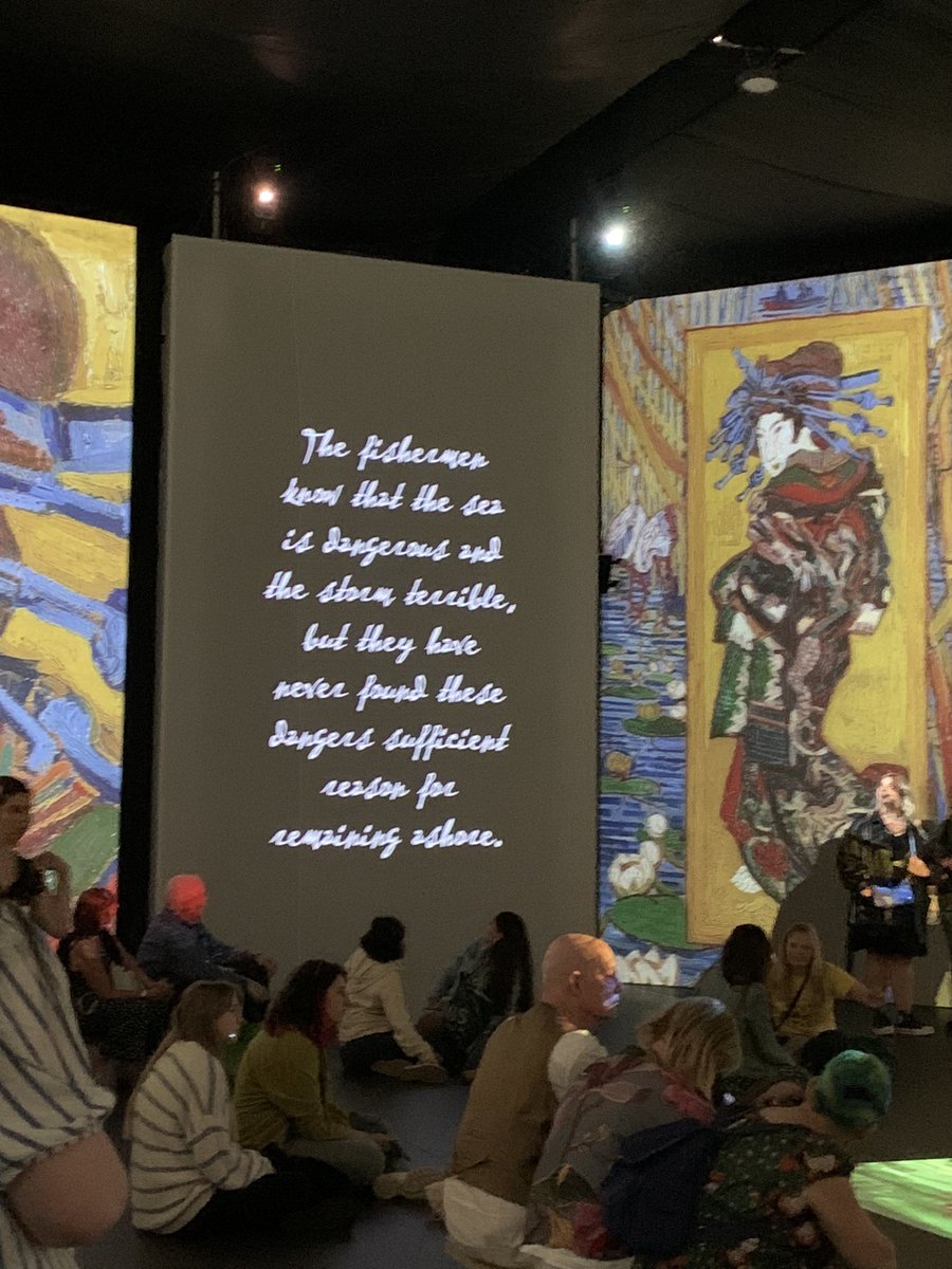endrickwaters's tweet photo. 2nd time visiting and no less spectacular.#VanGoghLive https://t.co/sqc2rK9fDm