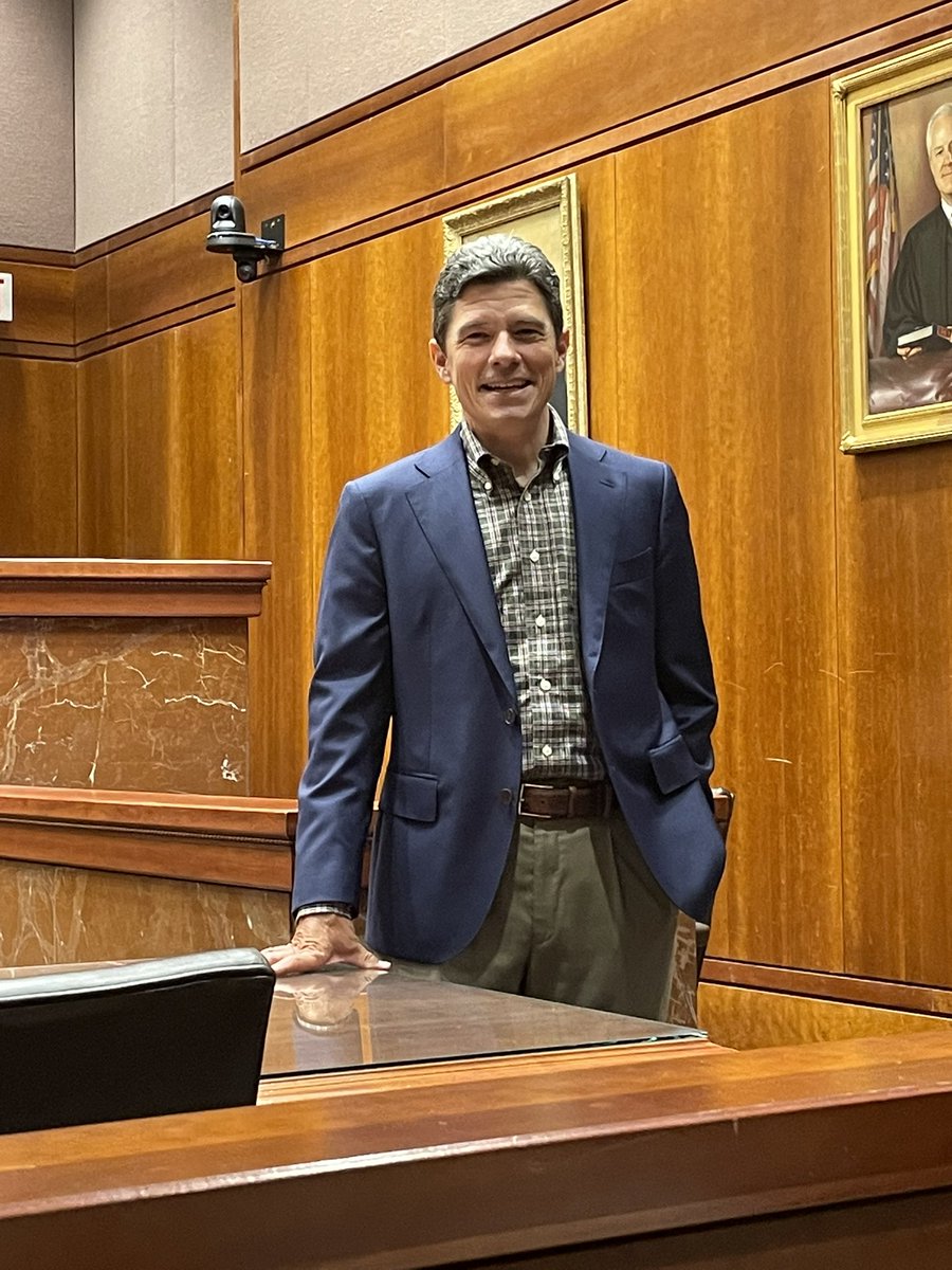 eslgina's tweet photo. Our Field Trip today was to the Texas Supreme Court! Thanks LRE & Justice Busby. @Texas_LRE @BrettBusby #MKBFam https://t.co/BJ4PVEtw7e