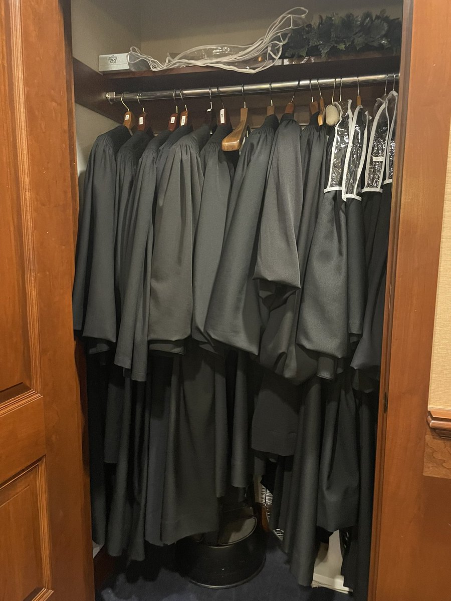 eslgina's tweet photo. Our Field Trip today was to the Texas Supreme Court! Thanks LRE & Justice Busby. @Texas_LRE @BrettBusby #MKBFam https://t.co/BJ4PVEtw7e