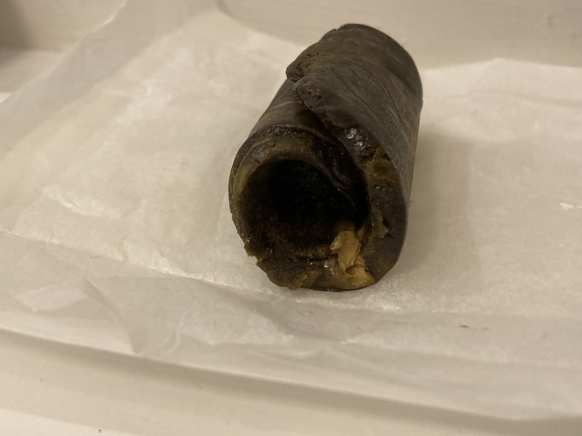 hashishcookbook's tweet image. Todays a day when you can&apos;t stop thinking back to this 1oz Tropicana banana kush in memoriam to Frenchy Cannoli #hashishcoobook #edibles