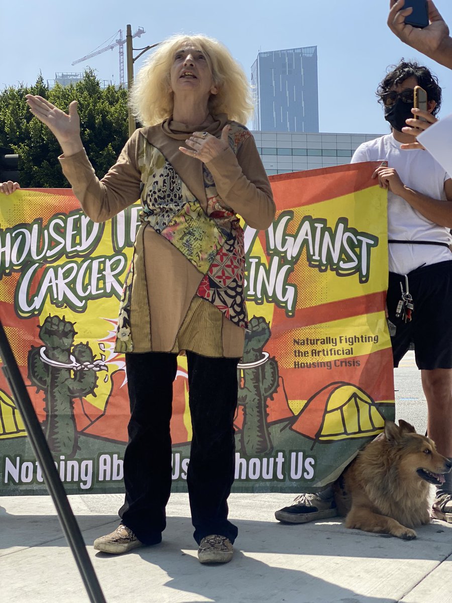 AshleyNicholeB's tweet image. #projectroomkey was supposed to be the path to permanent housing for our unhoused community, but here we are at a closure of yet another site that is evicting people back out onto the streets with no permanent housing in sight. Our people deserve better 
#housingisahumanright