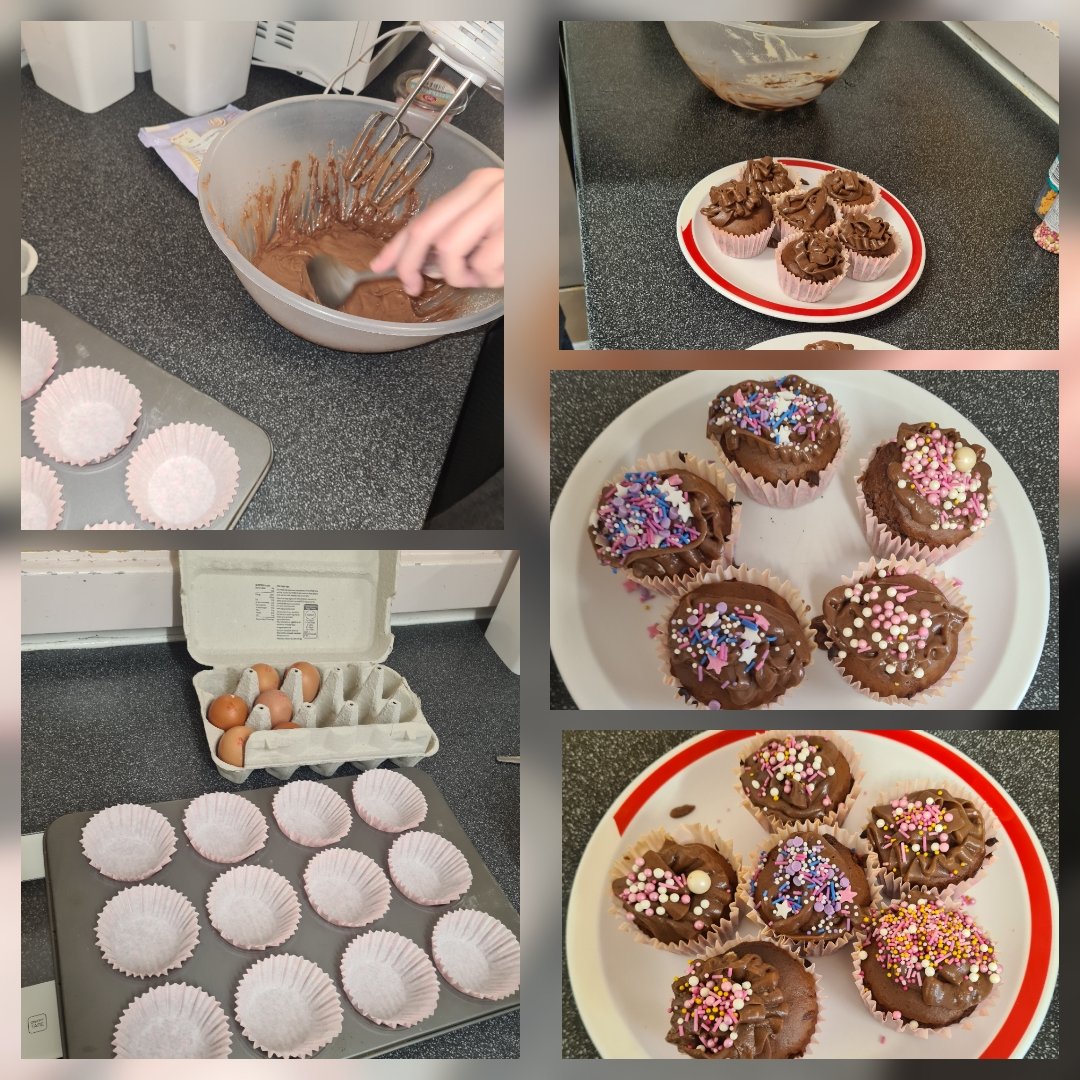 AMHU_doncaster's tweet photo. Baking choc muffins this afternoon #bakinggroup #keepingbusy #MentalHealthMatters #activitycoordinator https://t.co/wyC9BLje0N