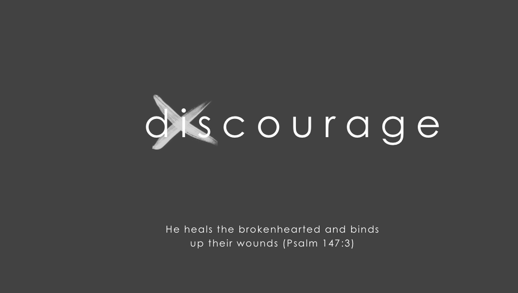 CalvaryBurl's tweet photo. Take courage! The Lord is near to those who weep. He heals the brokenhearted and binds up their wounds. https://t.co/p9iPvgbNG4
