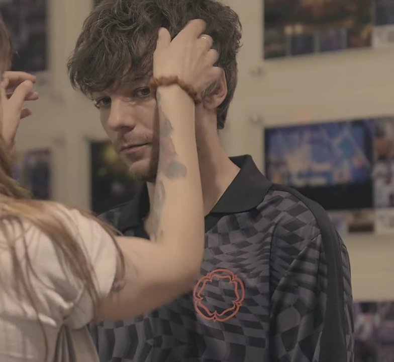 LT94NH's tweet photo. el hombre perfecto si existe y se llama Louis Tomlinson https://t.co/S44K3jq4jF