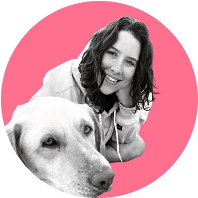 esf_brasil's tweet photo. Dizem os gurus que eu deveria estar sozinha numa foto de perfil na rede social mas fala sério de doguinho na #NovaFotoDePerfil não é ✨ TUDO ✨ #fotodepet devia ser trend https://t.co/P0Ce9GBKem