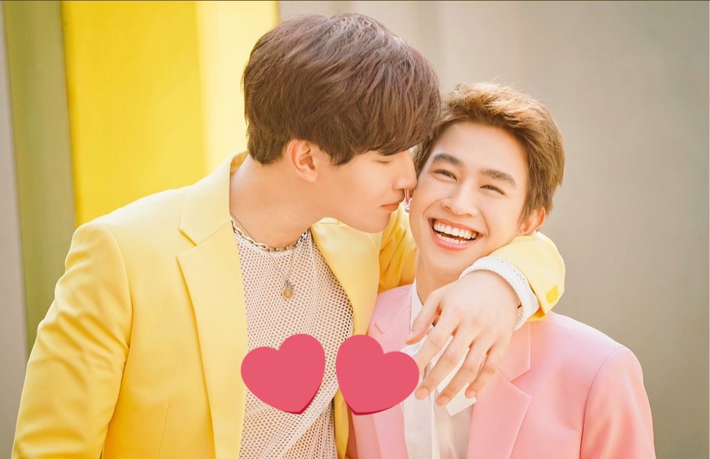 UWMALAMERICA's tweet photo. Many new projects are coming, their efforts and their great work is recognized, that's why more directors want to work with them
We will also meet new colleagues and support them as always
So that EVERYONE knows that we are a respectful fandom
#เจ้าแก้มก้อน #โอห์มไง 
#โอห์มฟลุ้ค https://t.co/IcocJnG6c9