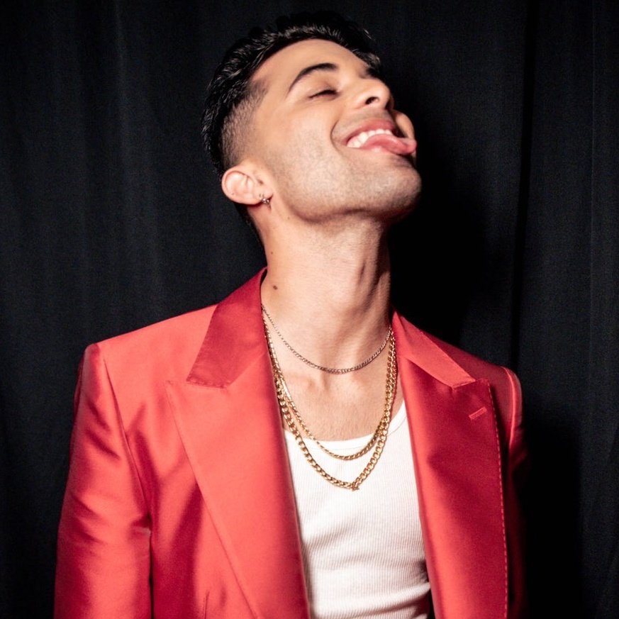 karluchi tweet media