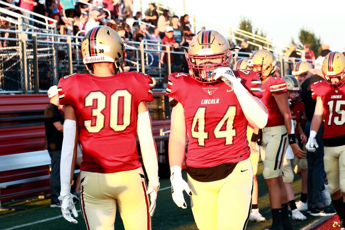 EastonRogers30's tweet photo. 45 Days until the first game!  Can't wait!  #FINISH @LCStulsa_FB @JerryRicke @johnson_tyler10 @camdooley13 @lukemilligan_ @Dylanbaldridge1 @griffindyer11 @zanethrasher9  @johnwas24 @ji_mmym @isaac_autaubo @caden_ricke @sethkruse04 @PrestonWhitmar2 @grayson_swaff @DavidSmithwick6 https://t.co/ctjyYoAypM