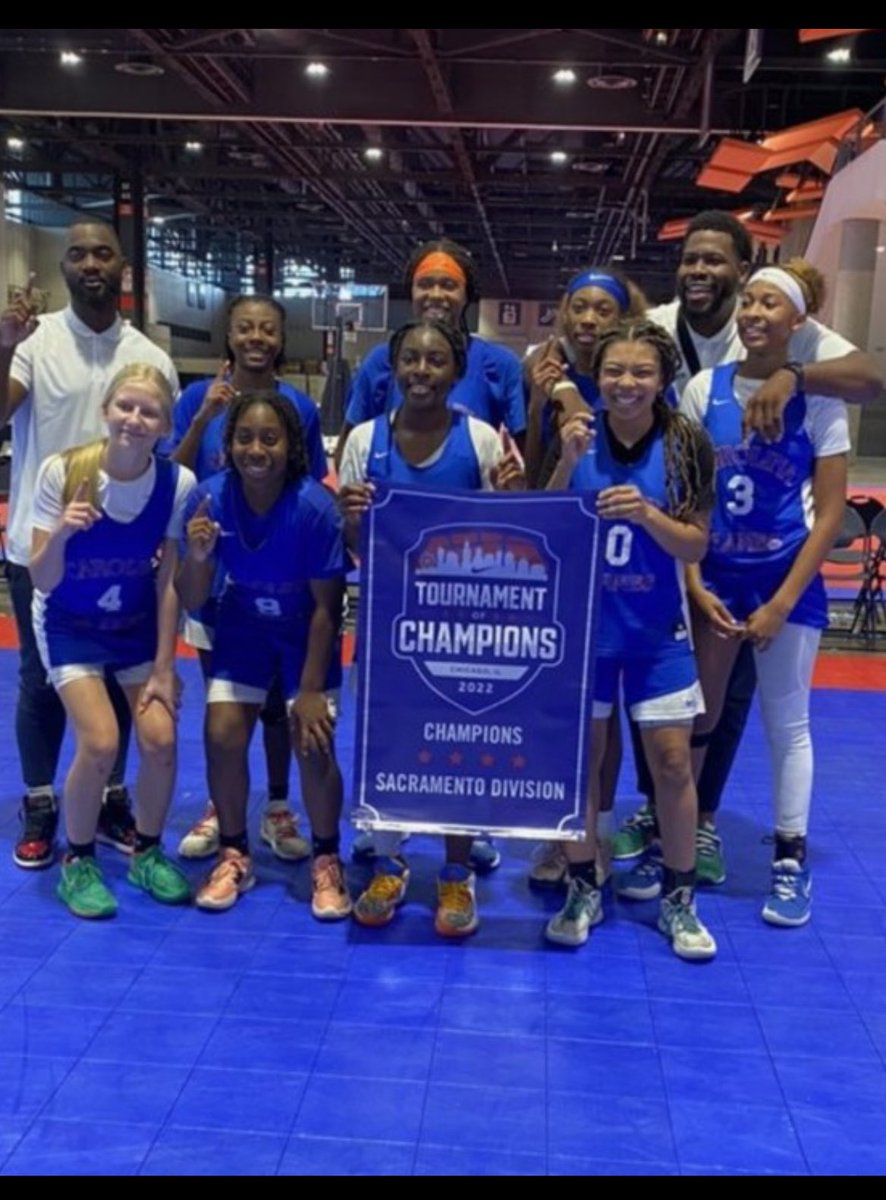 CoachWilliams06's tweet photo. Congrats to the Carolina Flames 14U Weldon Team https://t.co/Qc5yCQ9qNW