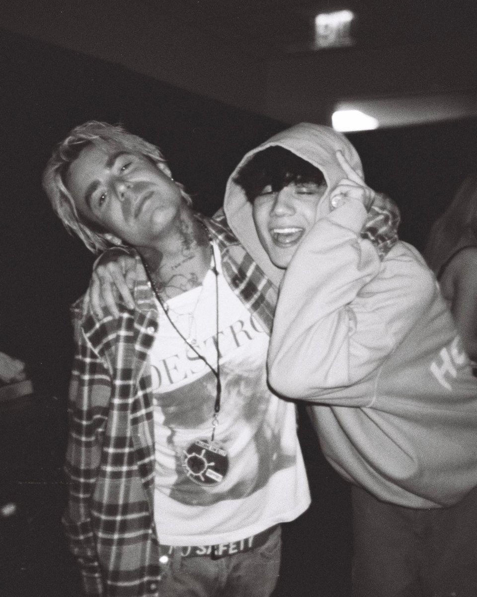 JadenHossler's tweet image. love u @MODSUN