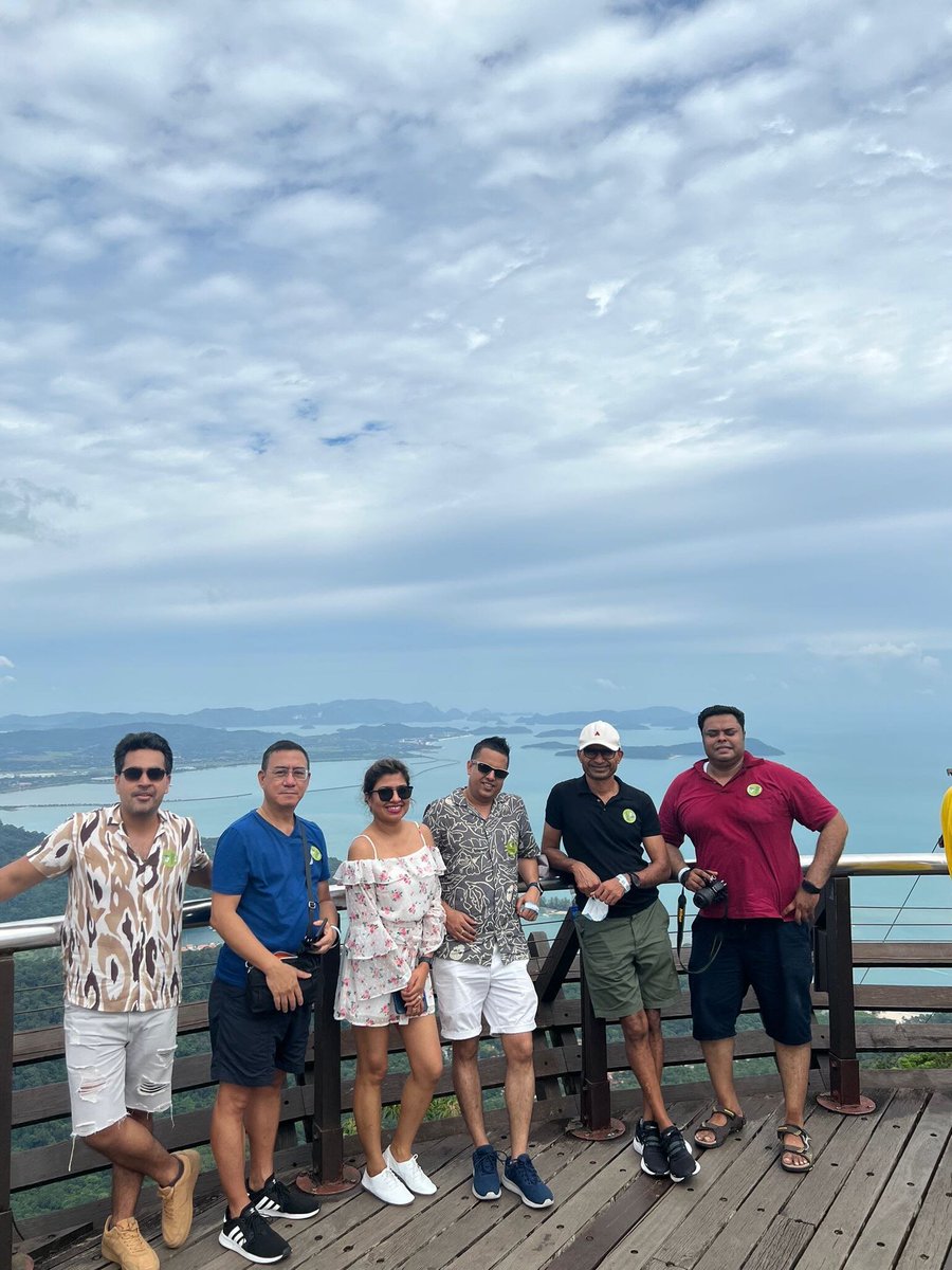 U3Infotech's tweet photo. We believe in celebrating our successes and milestones with great enthusiasm!

Here are a few joyous moments straight out of Langkawi Island, over the last weekend.

#teambuilding #work #culture #Malaysia #u3infotech #Celebrate #Throwback https://t.co/DocZyzWjtA