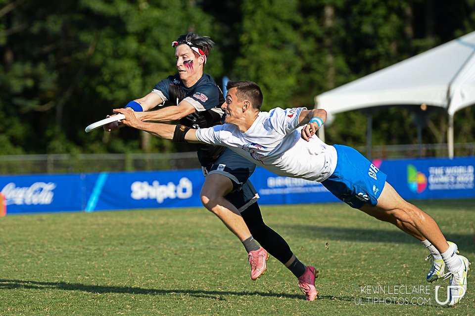 World Games: Team <a href="/USAUltimate/">USA Ultimate</a> vs Great Britain highlights are UP from <a href="/LeclairePhoto/">Kevin Leclaire Photo</a> - ultiphotos.com/wg/2022/teamus… 
<a href="/TheWorldGames/">The World Games</a> <a href="/TeamUSATracker/">TeamUSATracker 🇺🇸</a>