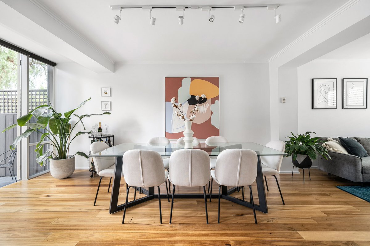 Last day to pre-order Bricks in our Hawthorn property with 0% buy fees* 🔔  Pre-order closes 5pm AEST today! To reserve your bricks go to Brickx.com/properties/haw…. *T&amp;Cs apply