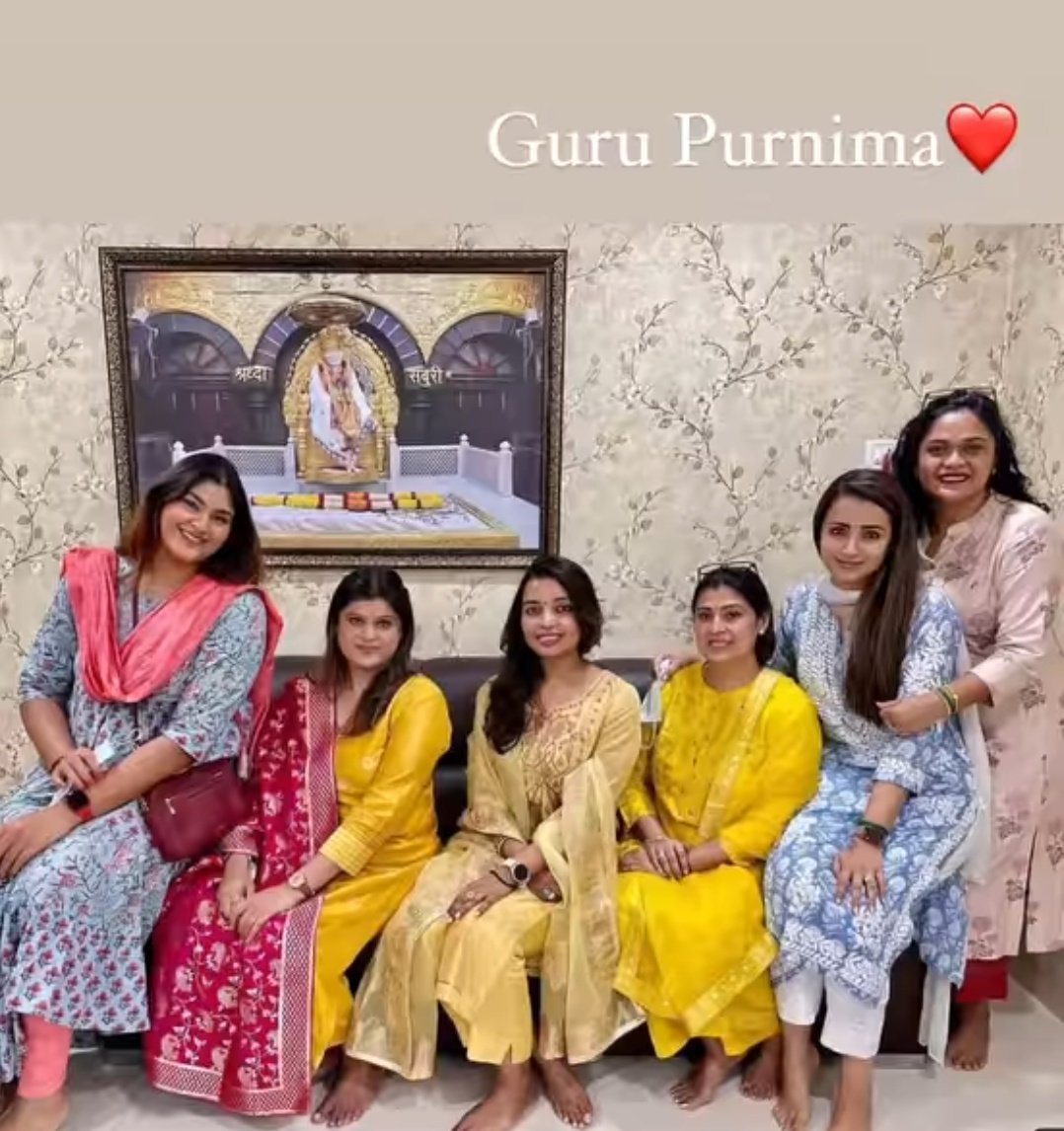 FXg9ZT3acAA3nDs?format=jpg&name=medium