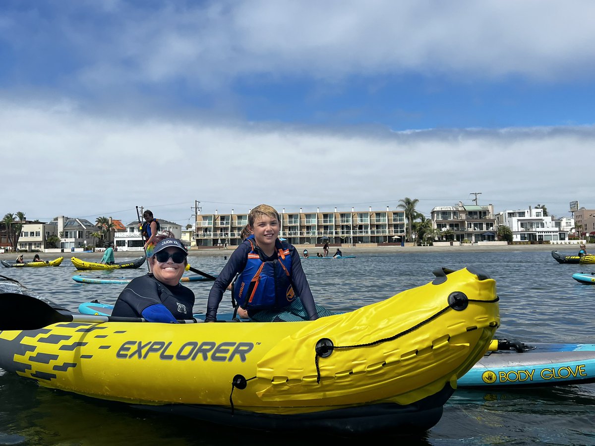 Bay Day @CvImmersion for paddle boarding, beach games for strength, swim/run and kayaking. Second session of #CampCajon is already amazing! @CajonValleyUSD #TeachOutdoors #WeDontDoWalls #Lucky #BestLife