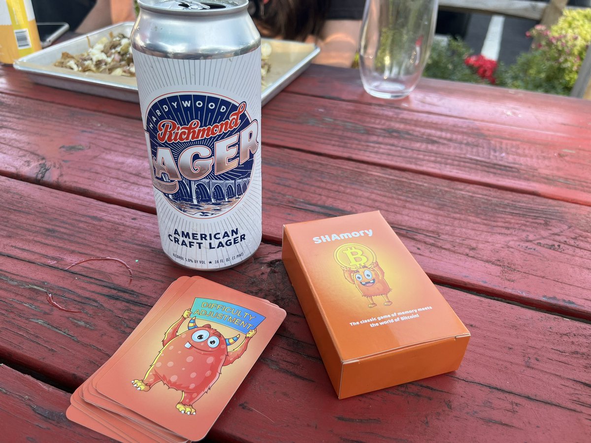 SHAmory, beers and #bitcoin at <a href="/rvabitcoiners/">RVA Bitcoiners</a> meetup! <a href="/PlaySHAmory/">SHAmory 🎲📖</a>