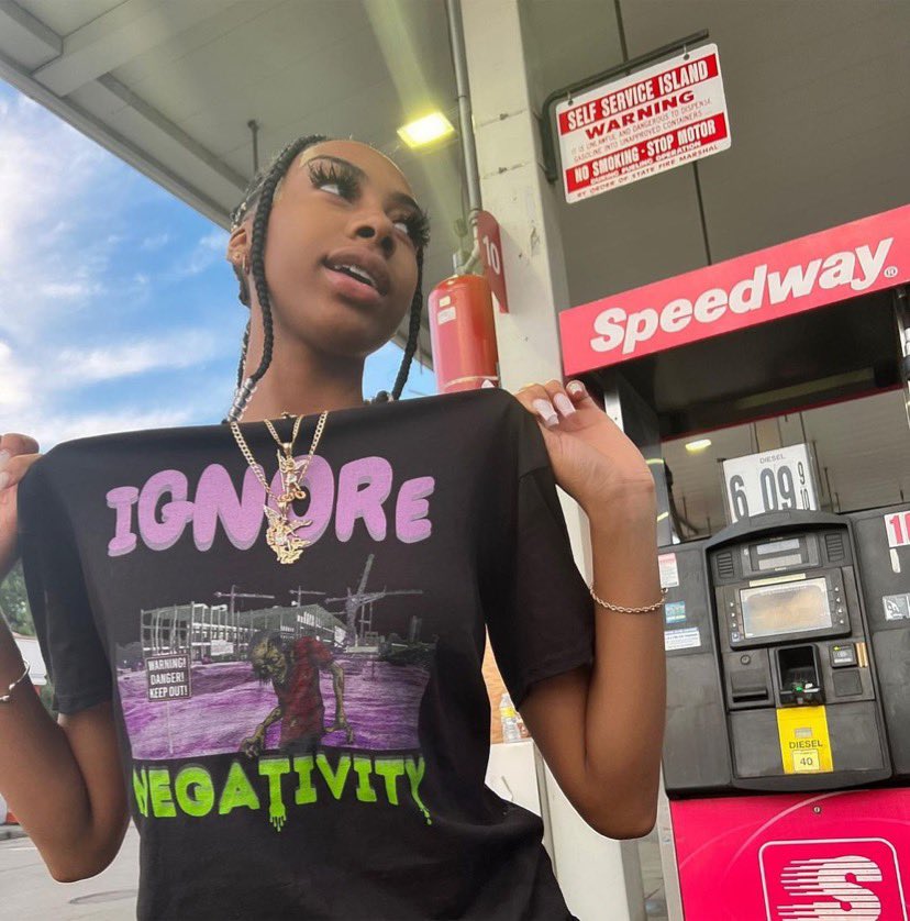 TheInApparel's tweet photo. If you’re interested in a nice shirt for the summer. Our “Lost Zombie Tee”  have been worn by names like ImDontai, Lagloinski, Malaya Pearl and more! We are black owned and strive for positivity! 
IG: ignorenegativityapparel 
website:https://t.co/tjl3CNqZhg https://t.co/uFvDbFkwa8