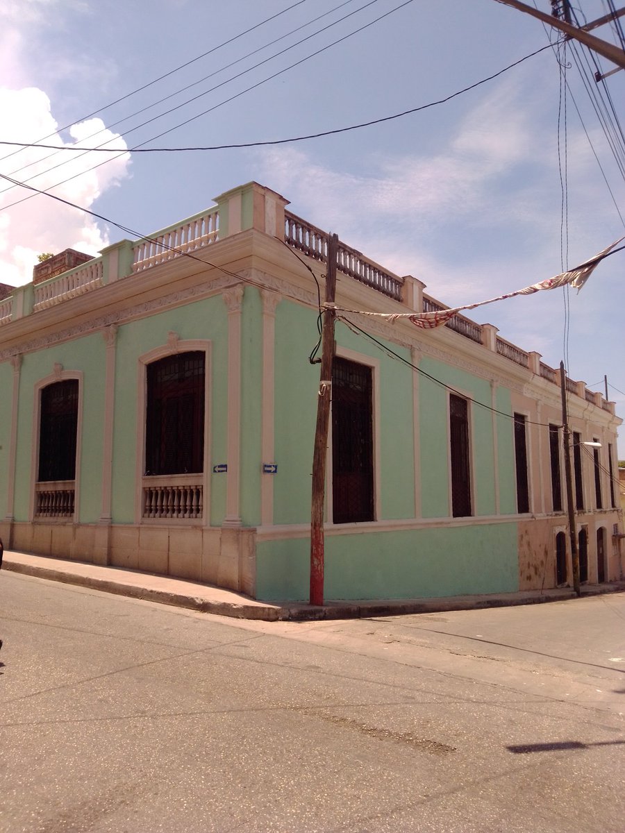 IsnaldoQuesada's tweet photo. Conservación de Edificios en la calle Contreras.Matanzas en 26.
#MatancerosEnVictoria
#SiempreEn26
@Ernesto_ChavezC https://t.co/6JPvTH4hbC