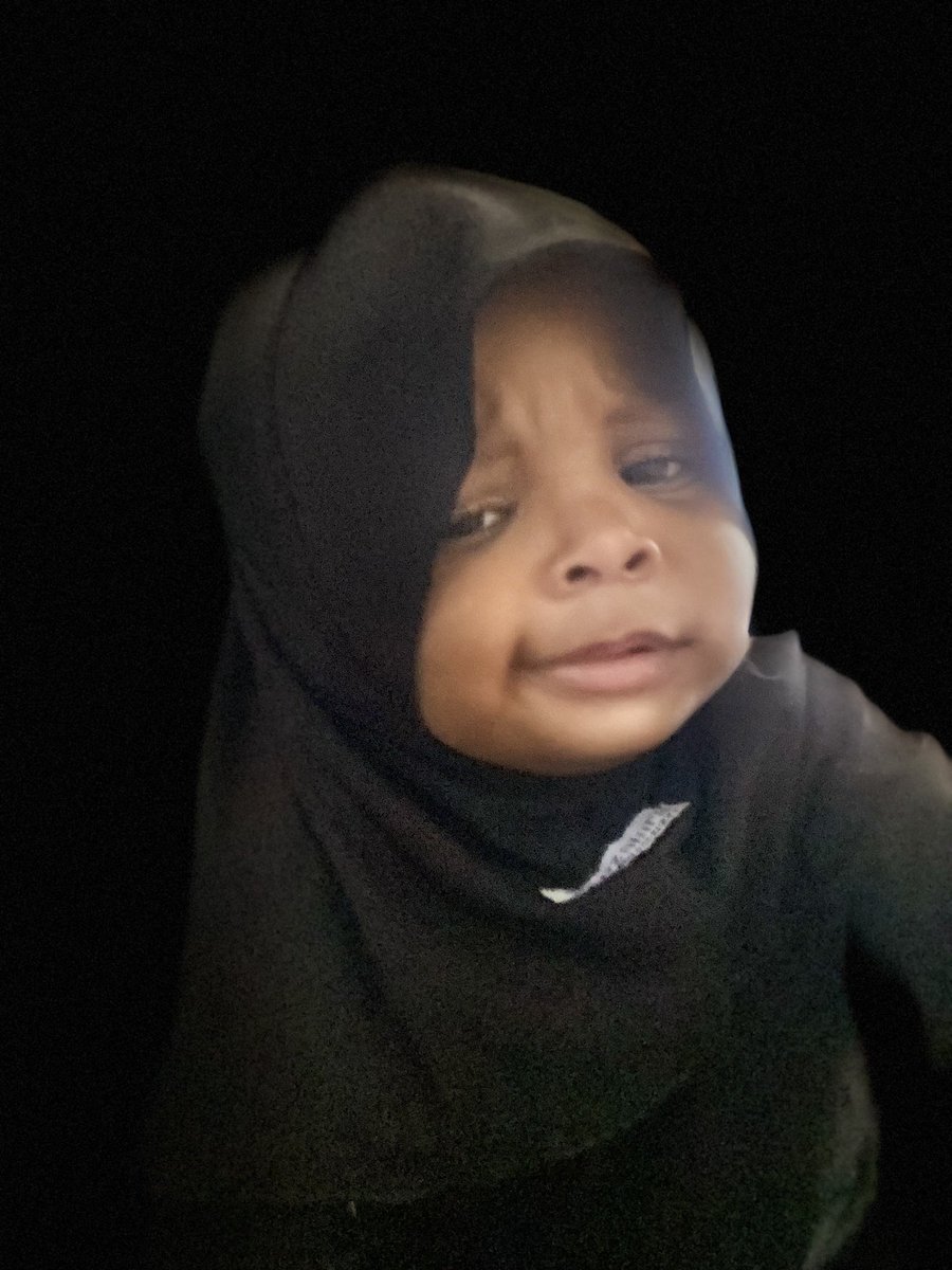 Zeek_Fivefive's tweet photo. @ItsLeeee_  don’t she look just like D?🤣🤣🤣🤣🤣 https://t.co/5o3ijjiZ7P