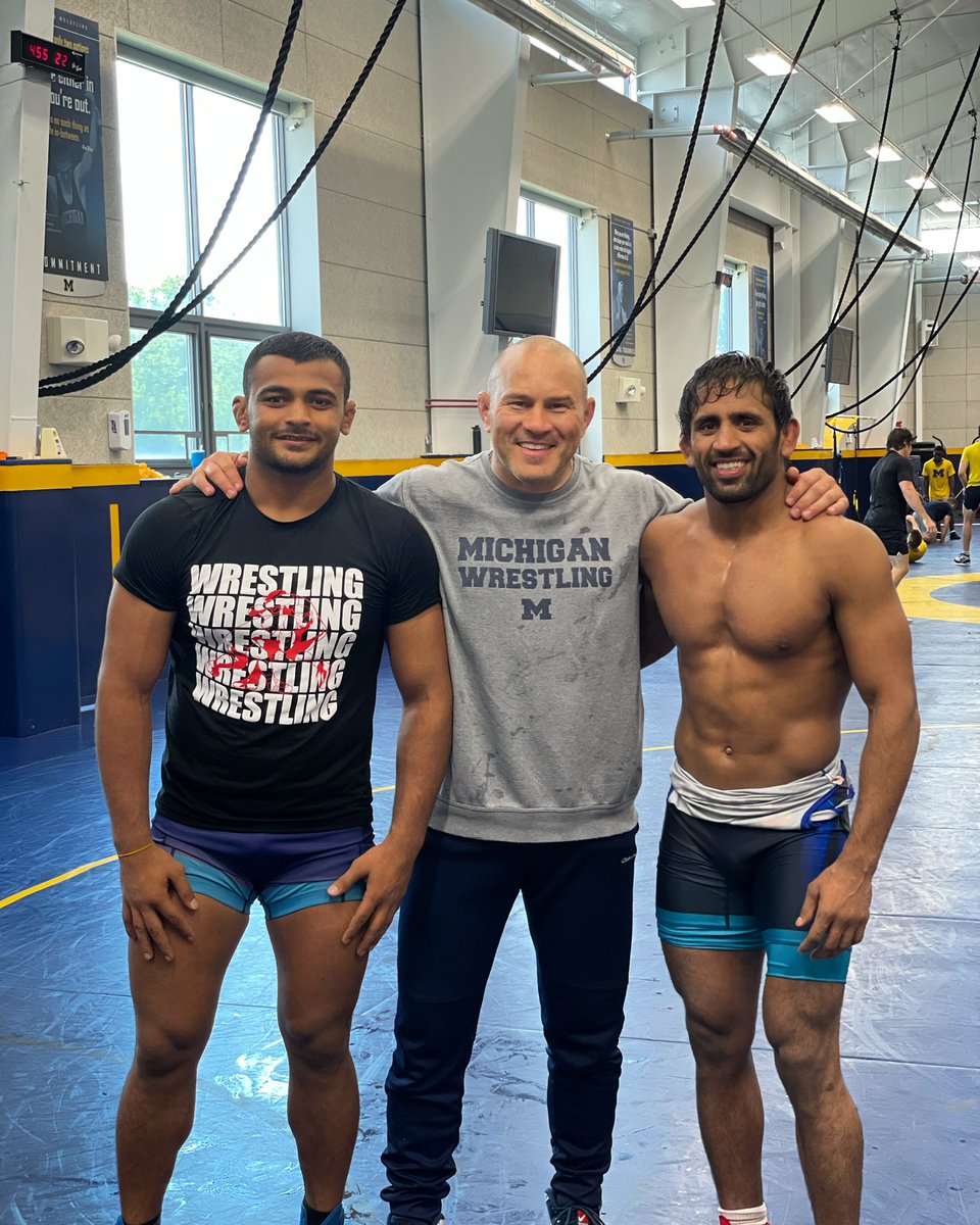 Continuing to turn up the heat at Michigan this summer, great to have @BajrangPunia back on the mats with us and welcome @deepakpunia86! A couple more world class training partners — #GoBlue〽️