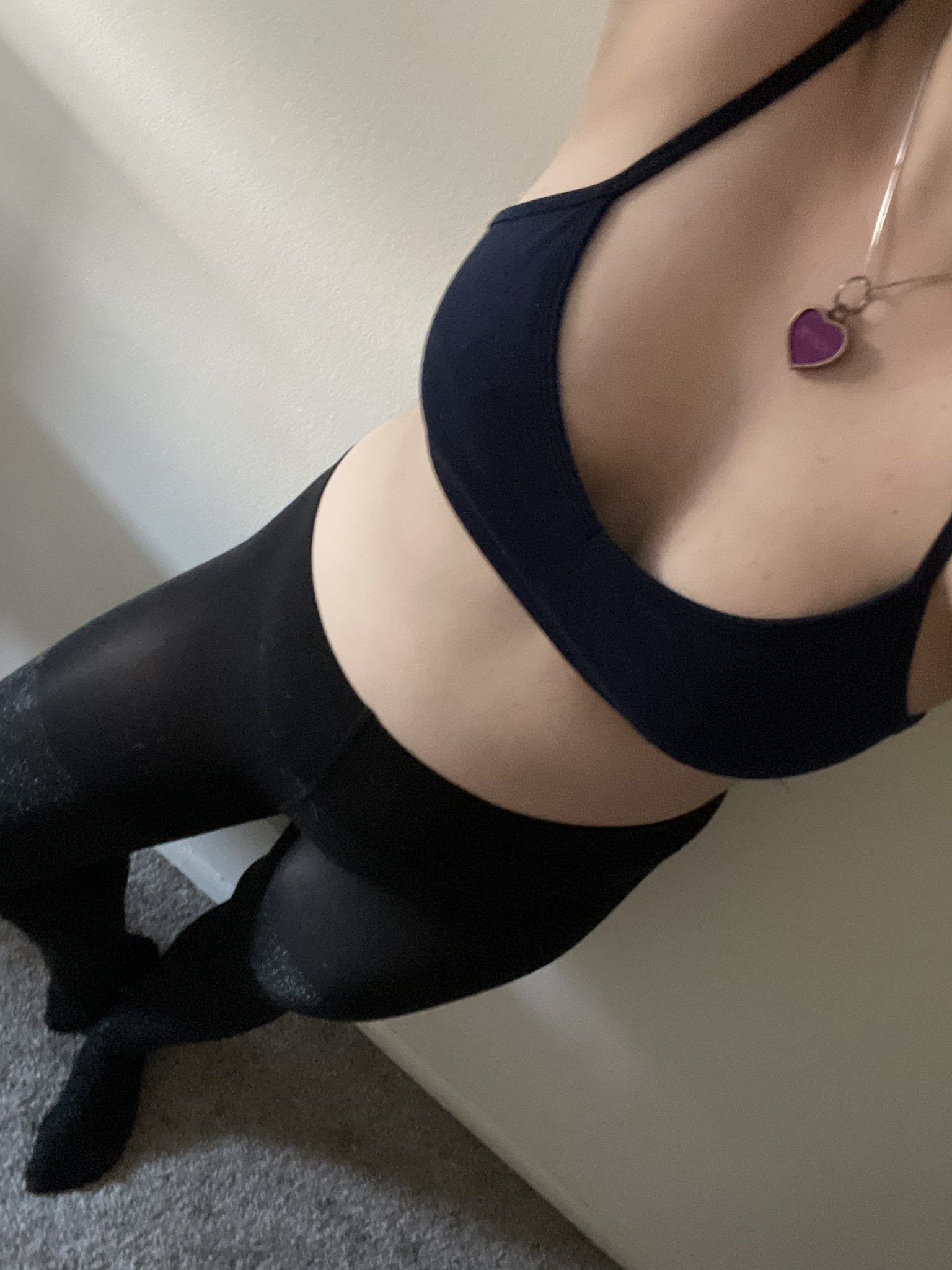 @DaddyJay85 likes to undress me https://t.co/ByQs4V4PjV