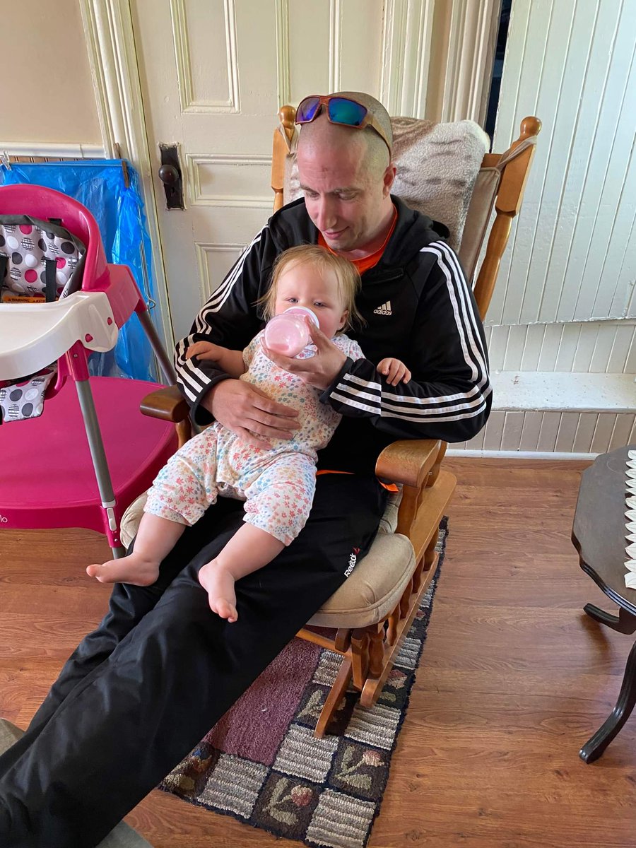 //Everybody say hi to my great niece Josie! Took a few hours to win her over, but this was end result. I'm blaming the jetlag as I'm a damn baby whisperer usually.