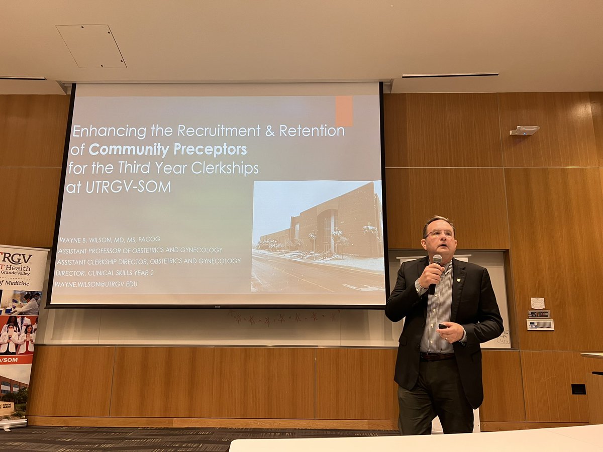BeatrizTapia17's tweet photo. MedEd Teaching Certificate graduate. Dr. Wayne Wilson #communityfaculty #MedEd @SOMFacultyUTRGV @UTRGVSOM https://t.co/tmTJ4FhJHW