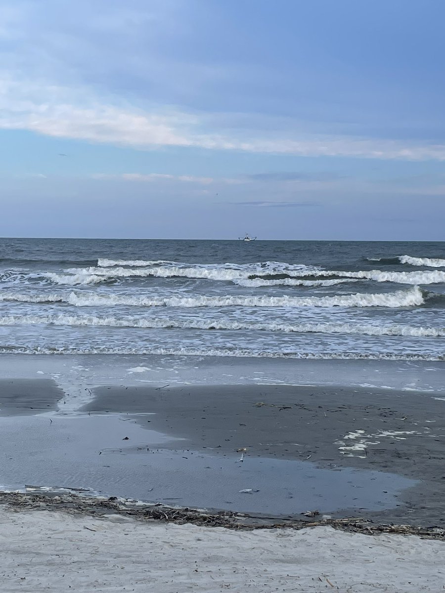 KitWill57617061's tweet photo. King Tide speaking insistently…exquisite. https://t.co/qsR6lfAJq9