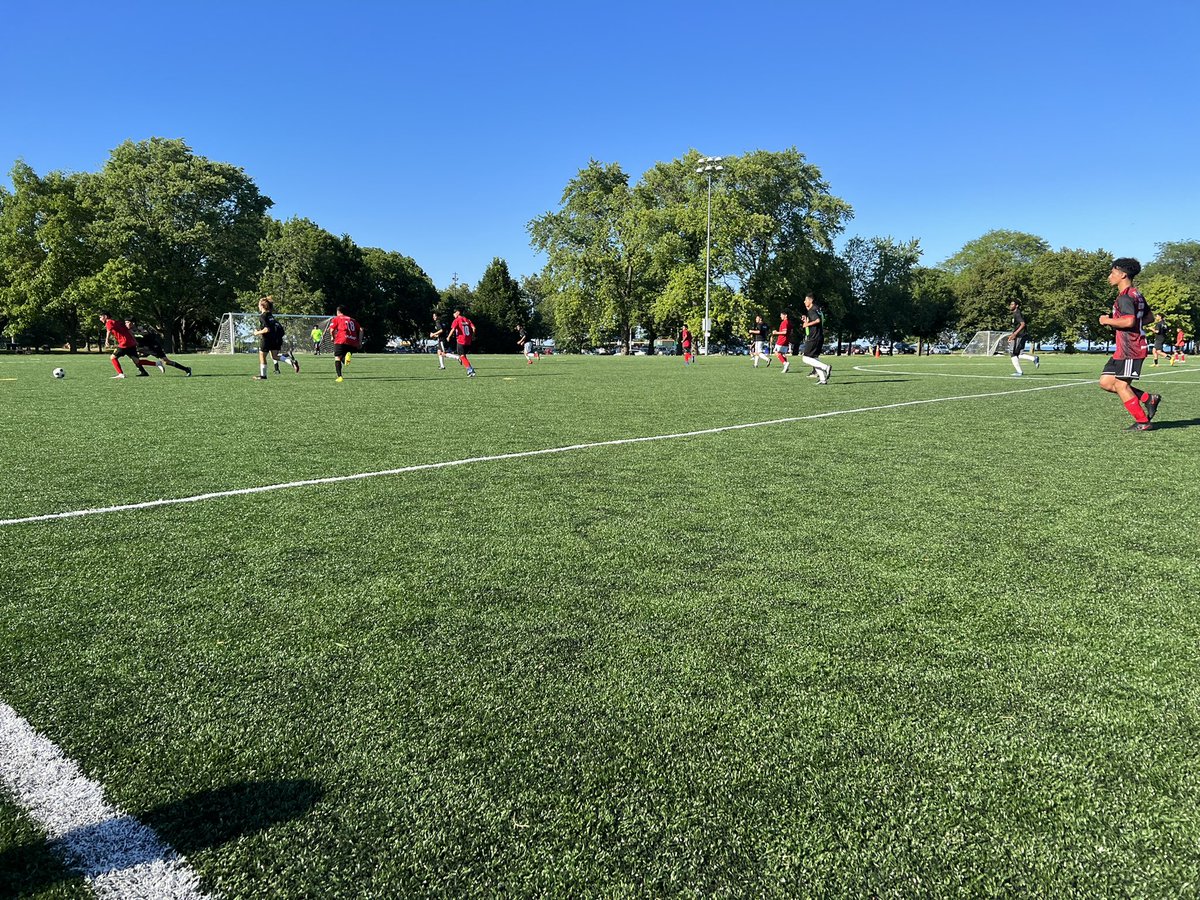 Senn HS Boys Soccer tweet media